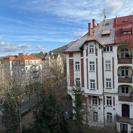 Apartmán Svahova 986/6 Karlovy Vary Exteriér fotografie